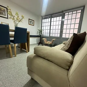 Loft Central, Cerca A Laureles Guarda Meletas Gratis!! Apartamento